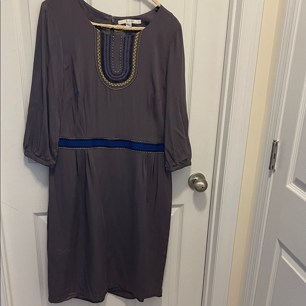 Boden Elegant Gray Dress with Blue and Gold Accents